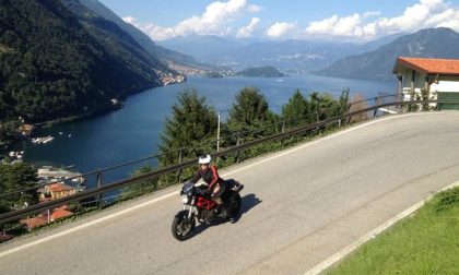 Curve e motori che passione: domani Ducati “Riding Days" a Varenna