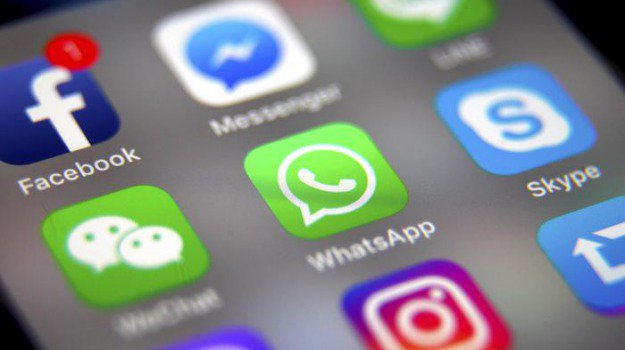 WhatsApp, Facebook e Instagram non funzionano in Italia e tutta Europa