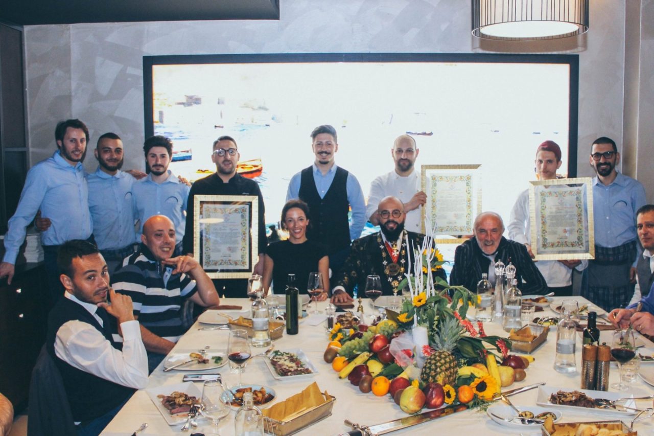 Le Stelle della Ristorazione premiano La Grotta Azzurra VIDEO