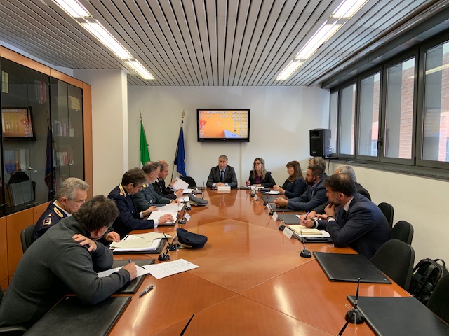 Sicurezza sui treni lecchesi: summit in Prefettura. Si valuta la chiusura delle stazioni di notte
