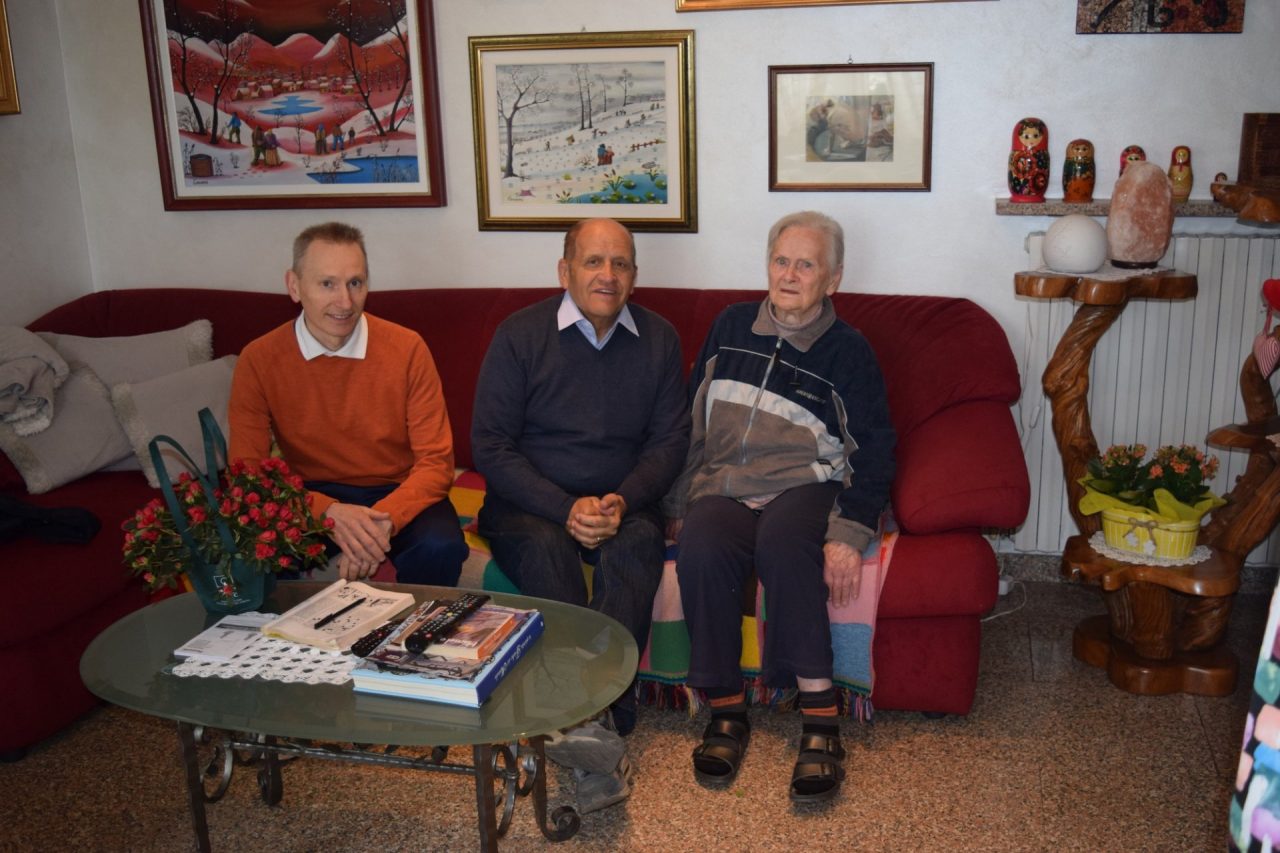 Monte Marenzo: premiata la mamma e nonna più anziana del paese FOTO