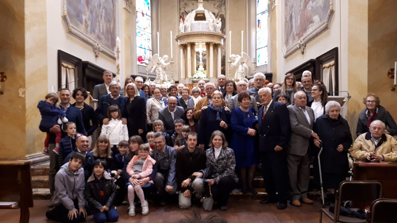 Anniversari di nozze in chiesa parrocchiale a Merate
