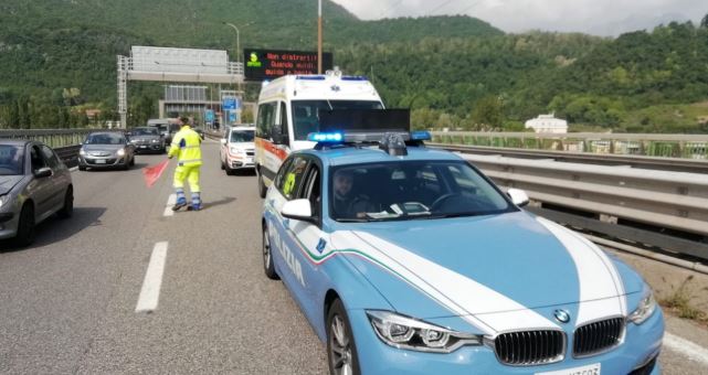 Maxi tamponamento sul Terzo Ponte, traffico in tilt FOTO