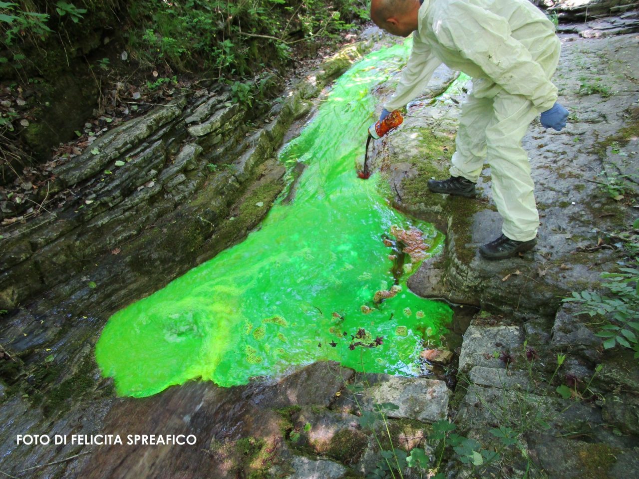 Acqua colorata? Niente paura, sono i test del Progetto Grigna