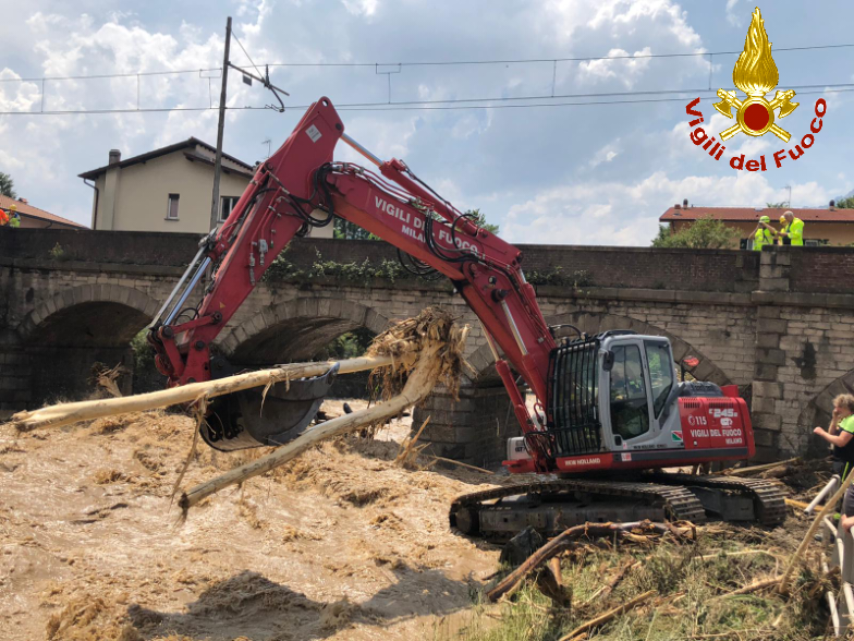 Maltempo nel Lecchese: ecco quanta pioggia è caduta. Super lavoro dei pompieri FOTO