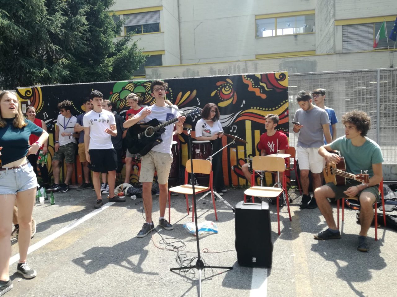 Liceo Agnesi, gli studenti “derubati” della festa di fine anno FOTO