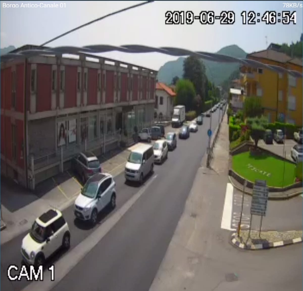 Sp 60 e 72 bloccate dal traffico, De Capitani: “Che vergogna” FOTO