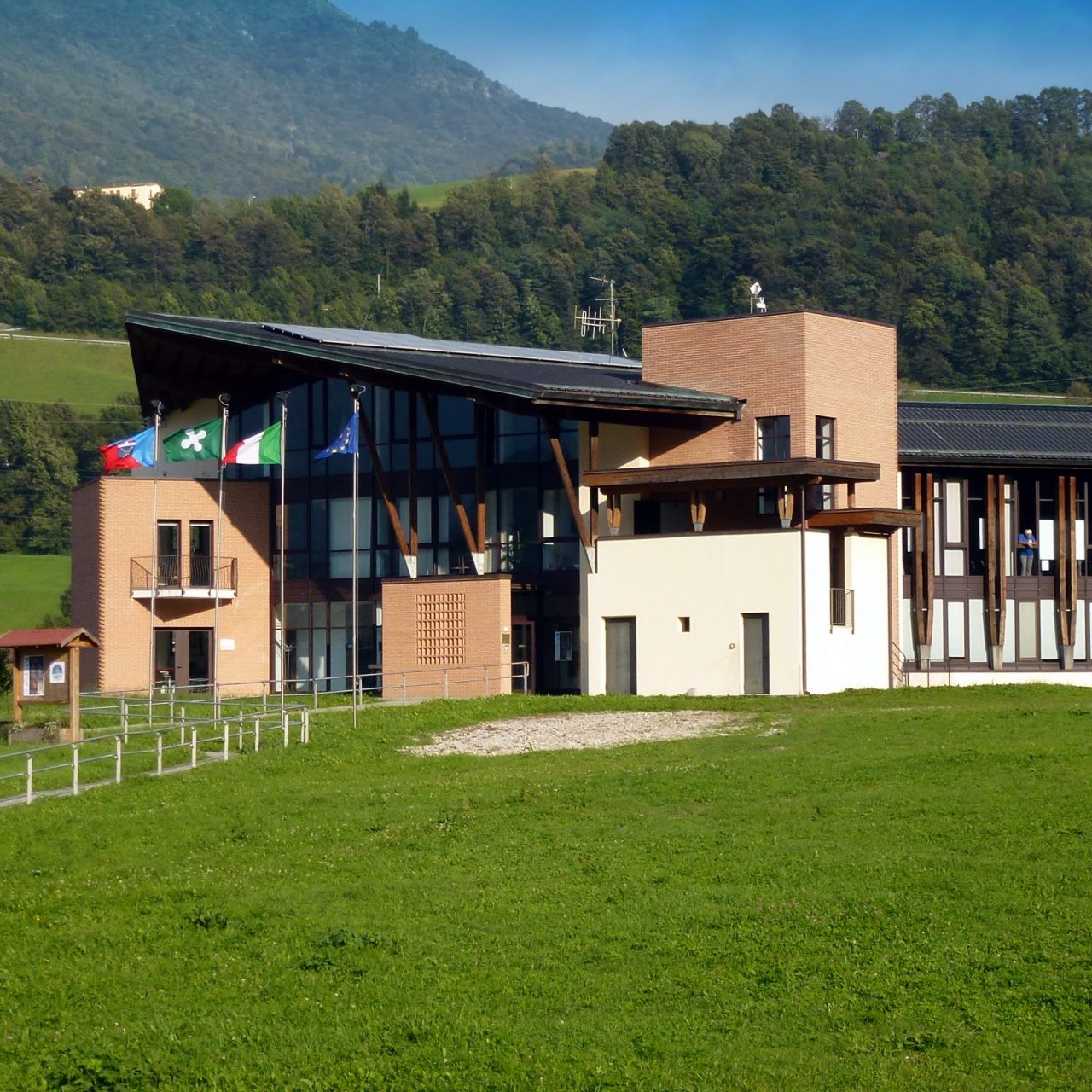 Dal Pnrr oltre 3 milioni e mezzo di euro alla Comunità Montana per creare una Green Community. Sì al gassificatore