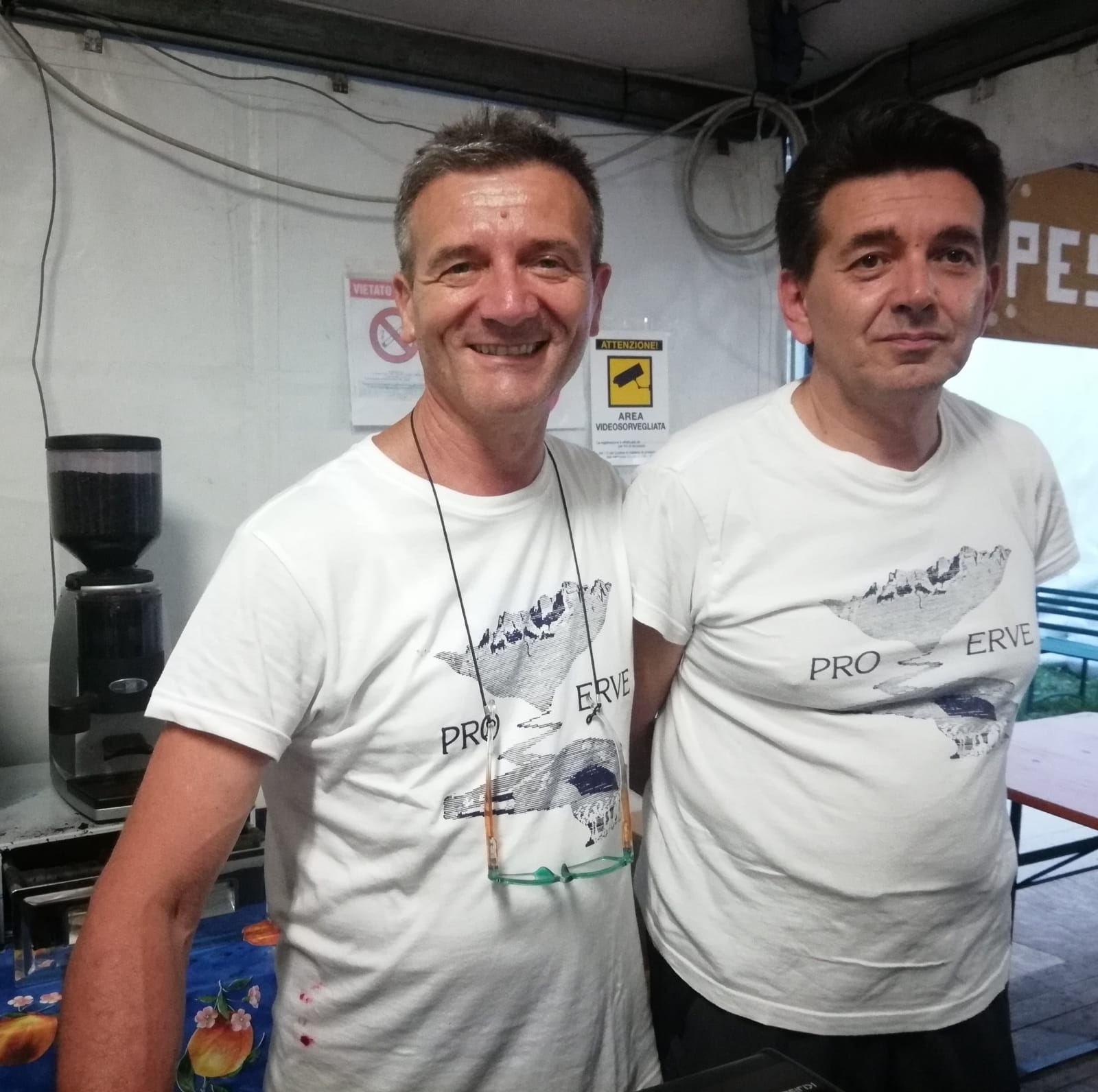 Foto da sinistra il presidente della pro loco di Erve,, Fabio Valsecchi ed il vice Fabrizio Tigneri