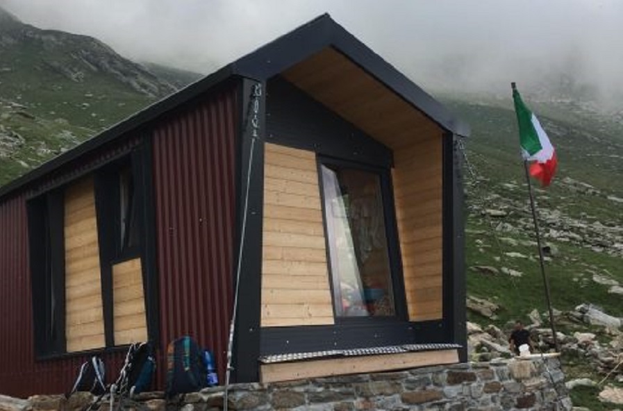 Inaugurato il bivacco a Dongo dedicato all’alpinista scomparso FOTO