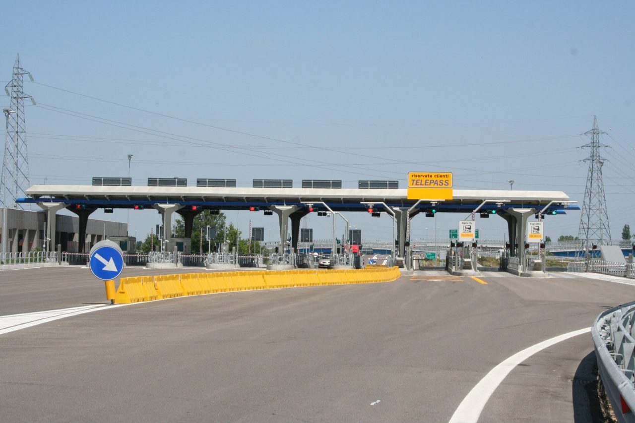 1 e 2 agosto “scioperano” i bancomat, 4 e 5 tocca ai casellanti in autostrada