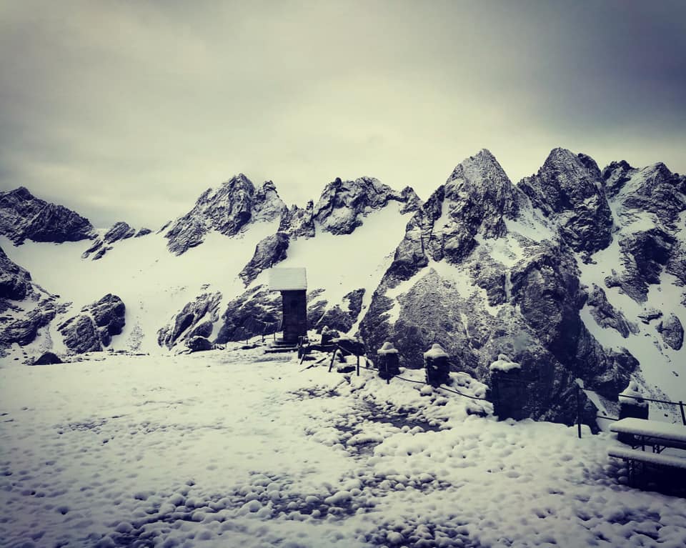 Nevicata a Luglio in Valmalenco, lo spettacolo è da brivido FOTO