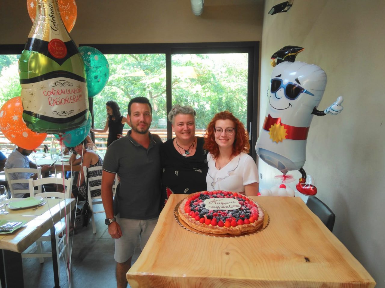 Non è mai troppo tardi: mamma si diploma dopo i cinquant’anni