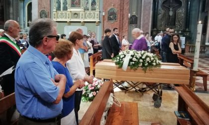 A Oggiono i funerali dell'ex vicesindaco Gerosa