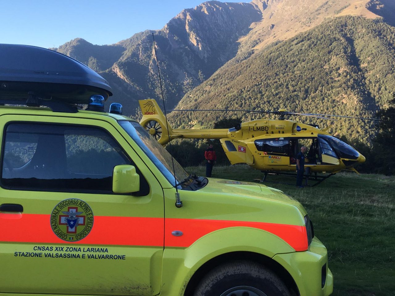 Fungiat cade e si ferisce in montagna: soccorritori al lavoro 4 ore per recuperarlo FOTO