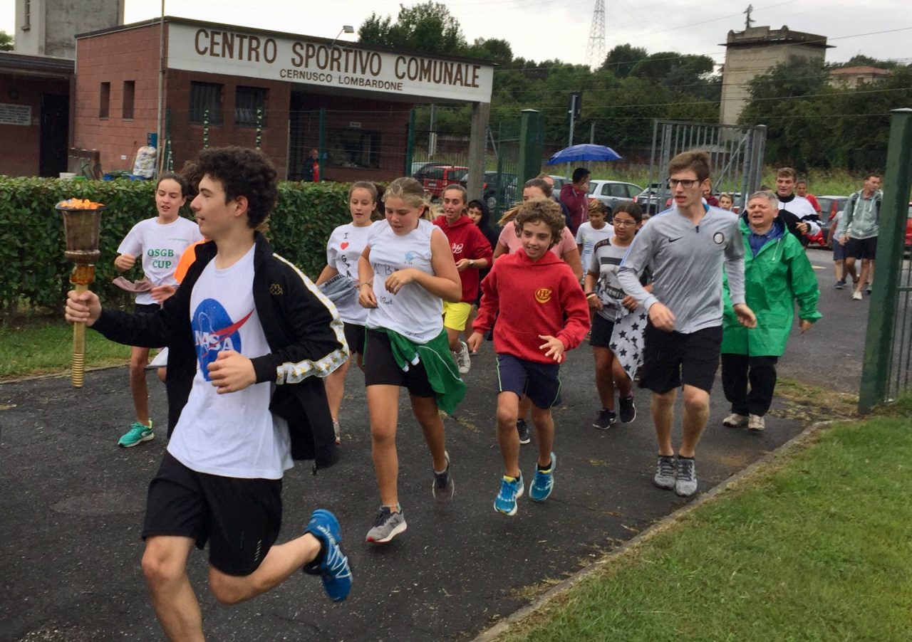 La prima Oratoriade per le vie di Cernusco Lombardone FOTO