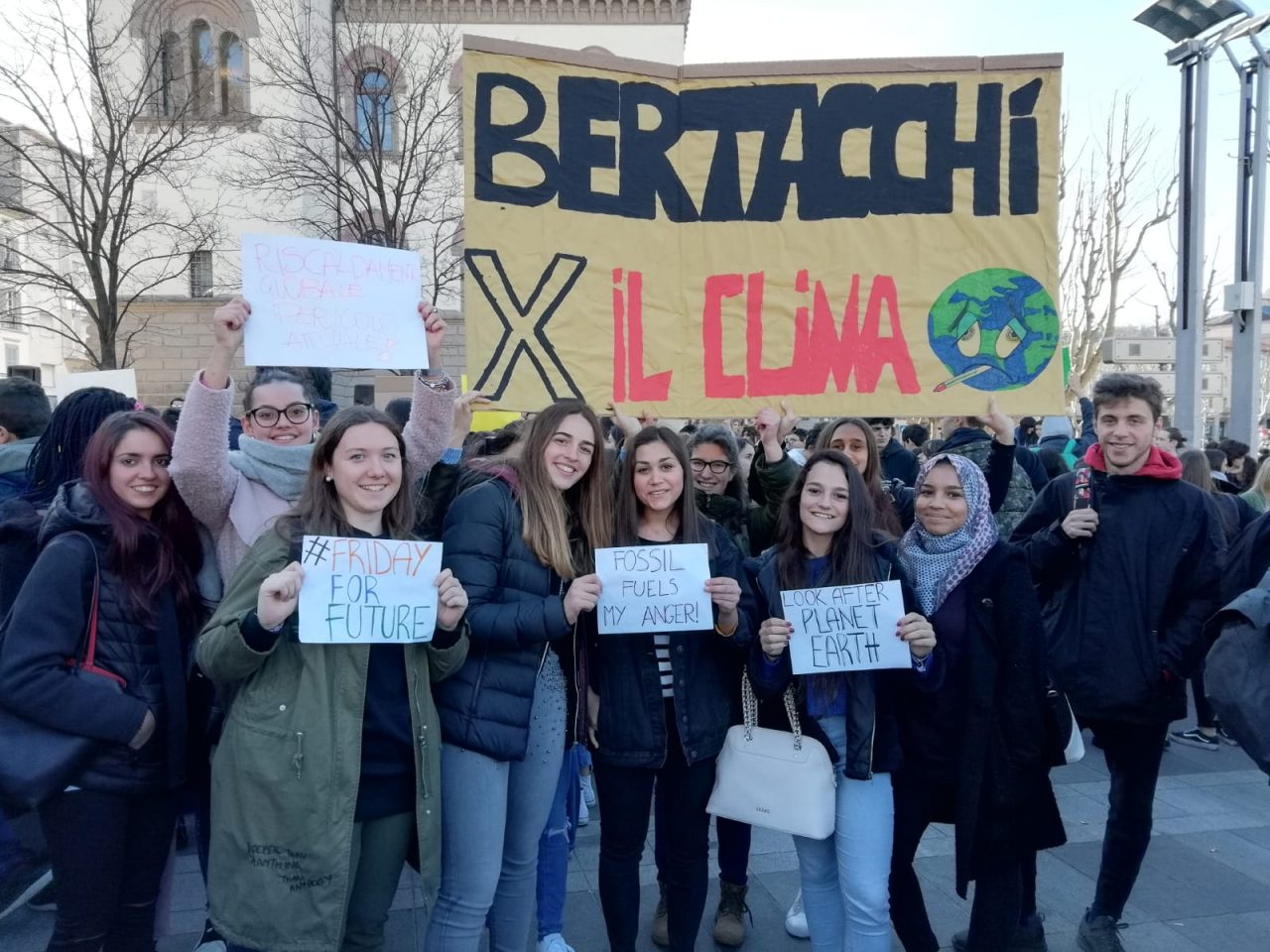 Ulivi in ogni scuola per il Fridays for future