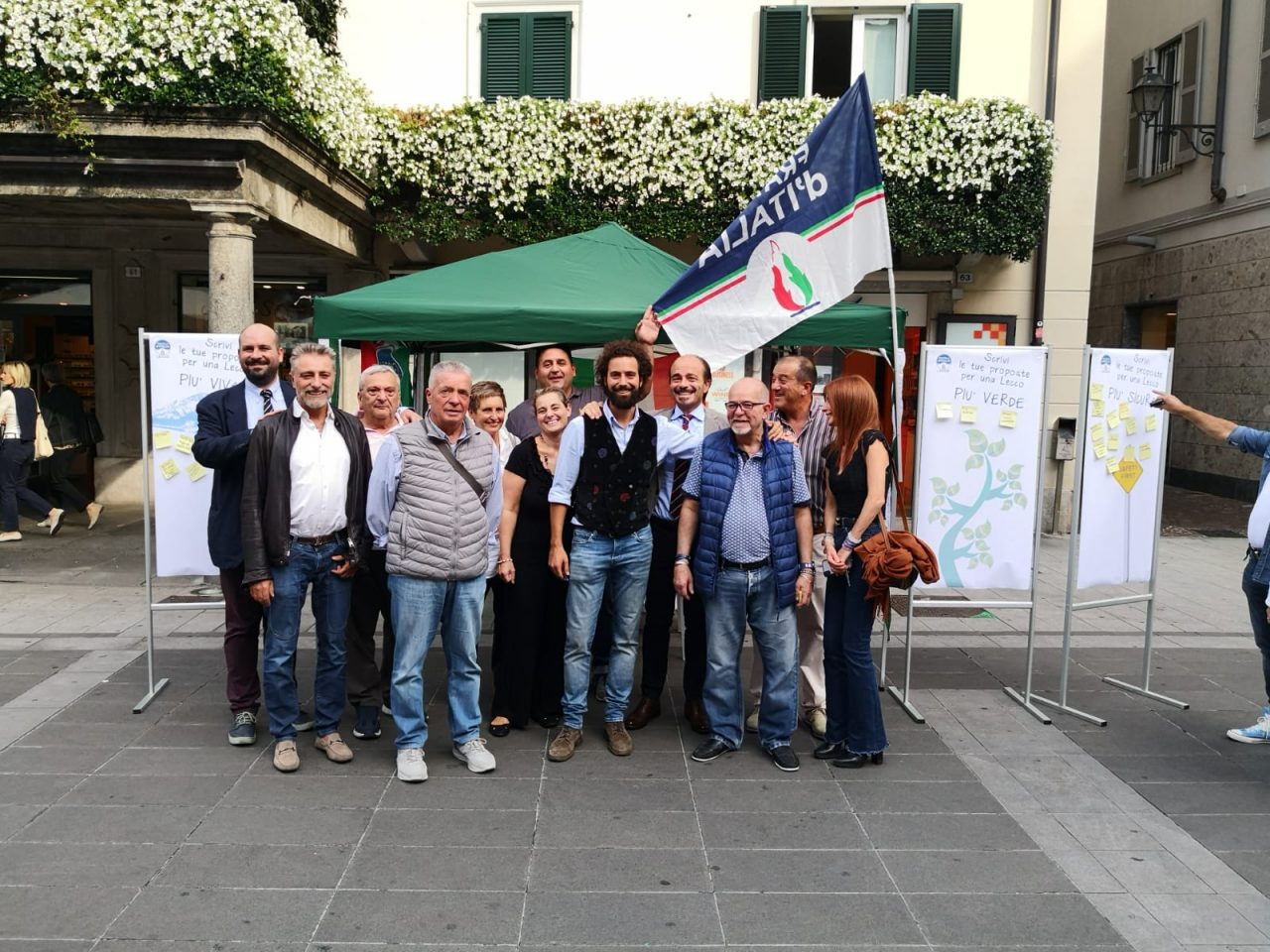 Fratelli d’Italia lancia la campagna elettorale in piazza