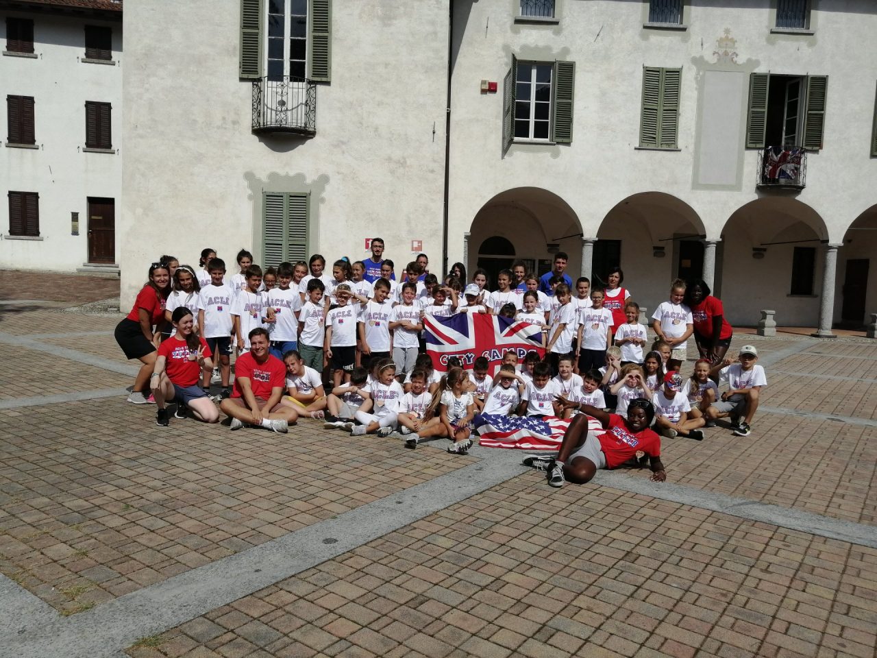 English Camp Valmadrera: “Insegnare senza banchi ed interrogazioni”