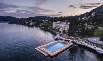 La super piscina galleggiante di Villa d'Este "sbarca" a Valmadrera