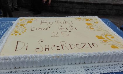 Don Gigi torna a Olginate per festeggiare il 25° di sacerdozio FOTO