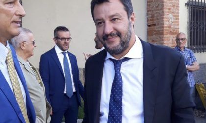 Sorpresa, Matteo Salvini spunta a un matrimonio in Brianza