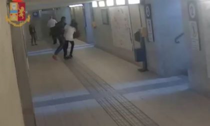 "Io l'ho perdonato": parla una delle vittime dell'aggressione in stazione