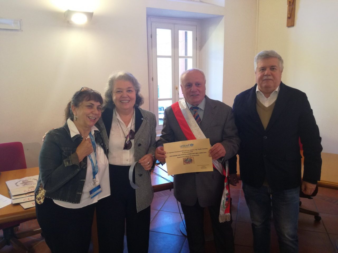 Ello Consegna pigotte a ogni bimbo nato
