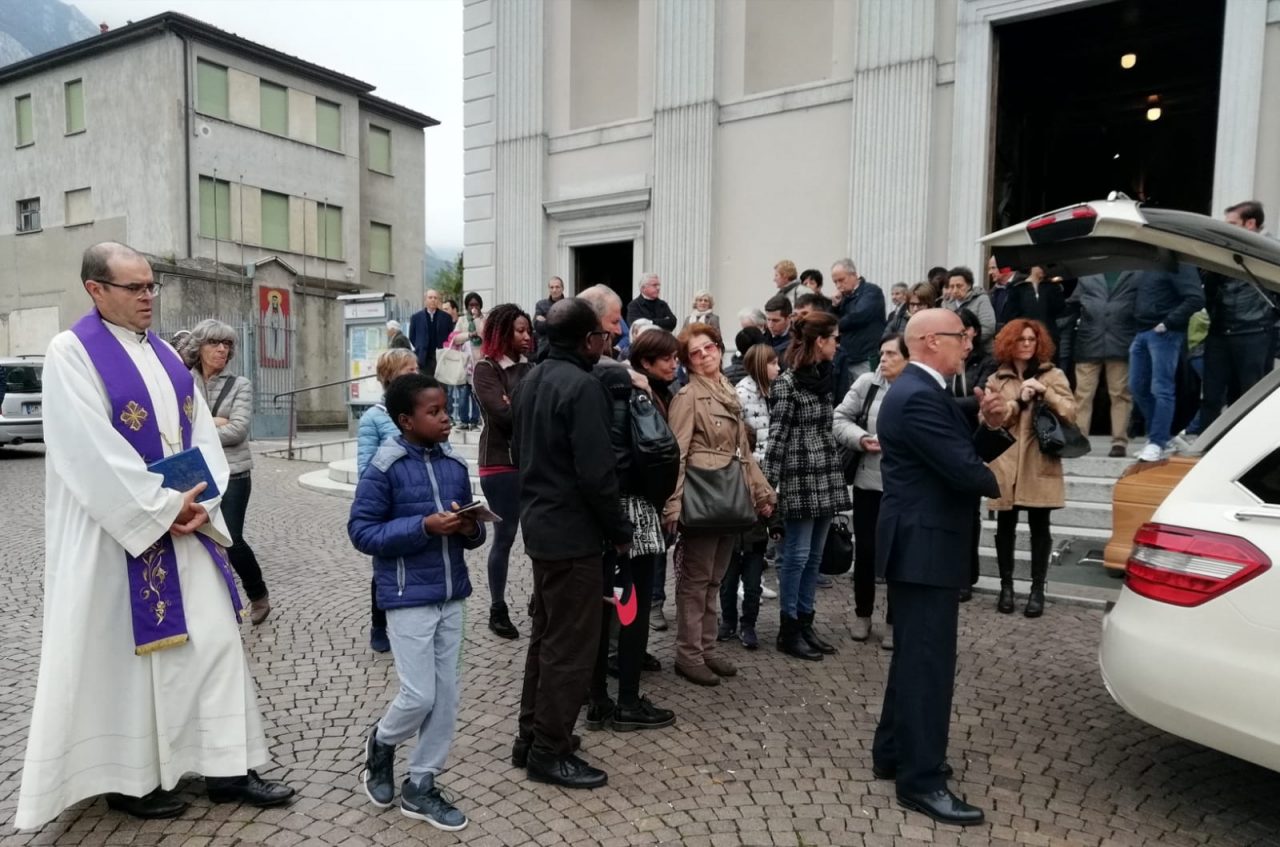L’addio a Mario Ronzoni: “In ciò che è accaduto non c’entra Dio, ma la responsabilità umana”