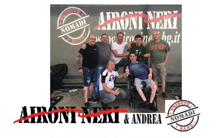 Aironi Neri e Andrea Gentileschi sul palco del De Andrè per beneficenza