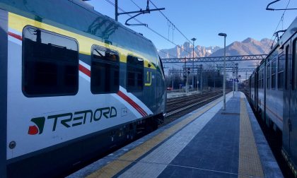 Trenord: più posti e fermate straordinarie dal lunedì ma la società raccomanda: "Chi può eviti gli orari di punta”