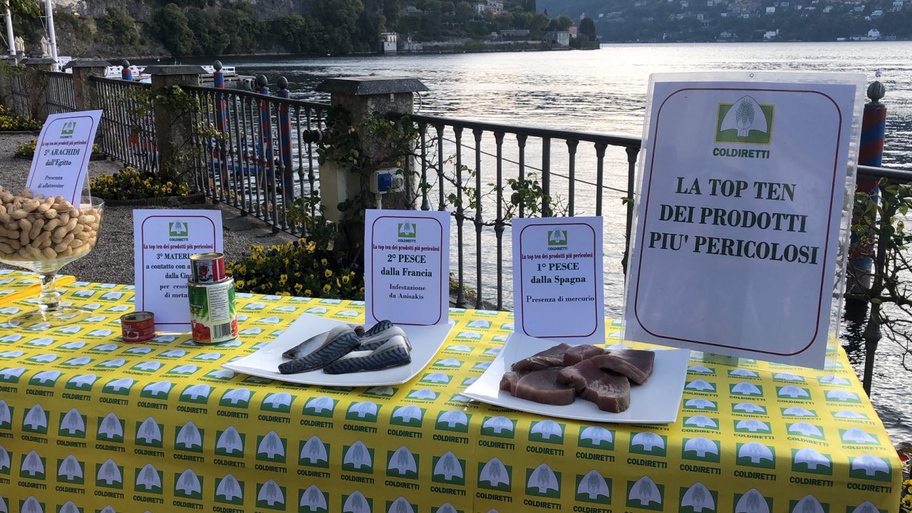 Attenzione ai “cibi pericolosi” dall’estero:  nella black list anche le arachidi alle aflatossine