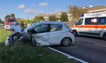 Schianto tra auto a Verderio, due persone in ospedale FOTO