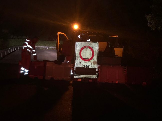 Frana: resta totalmente chiusa al transito la Sp 180 foto