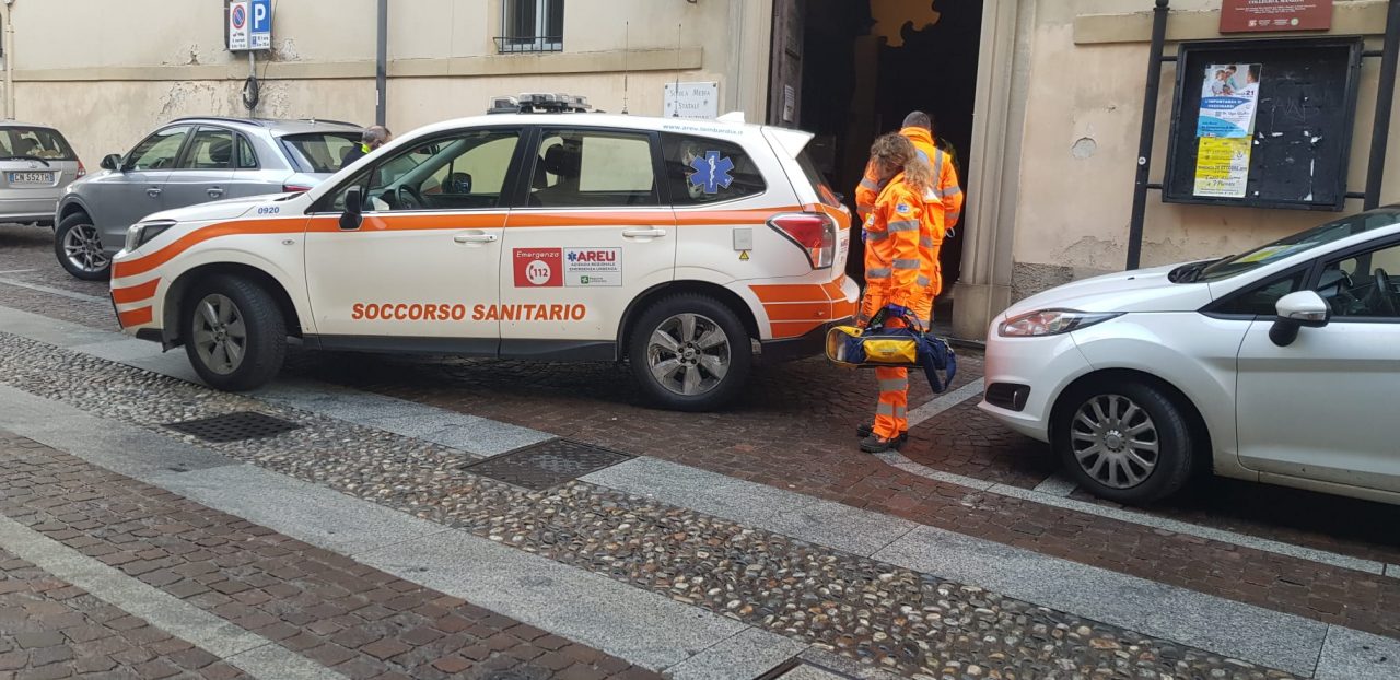 Bimba si sente male a scuola: portata in ospedale