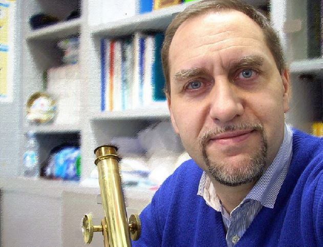Conoscere il cancro per sconfiggerlo: virologo del CNR parla agli studenti del Liceo Agnesi