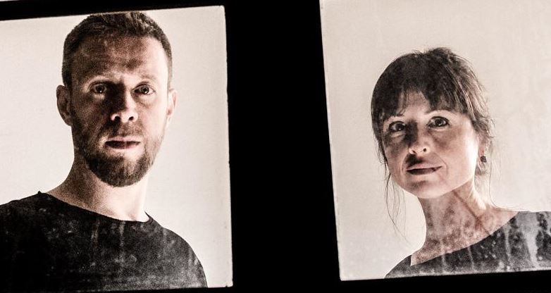 Tutto esaurito e commozione per “Il muro”