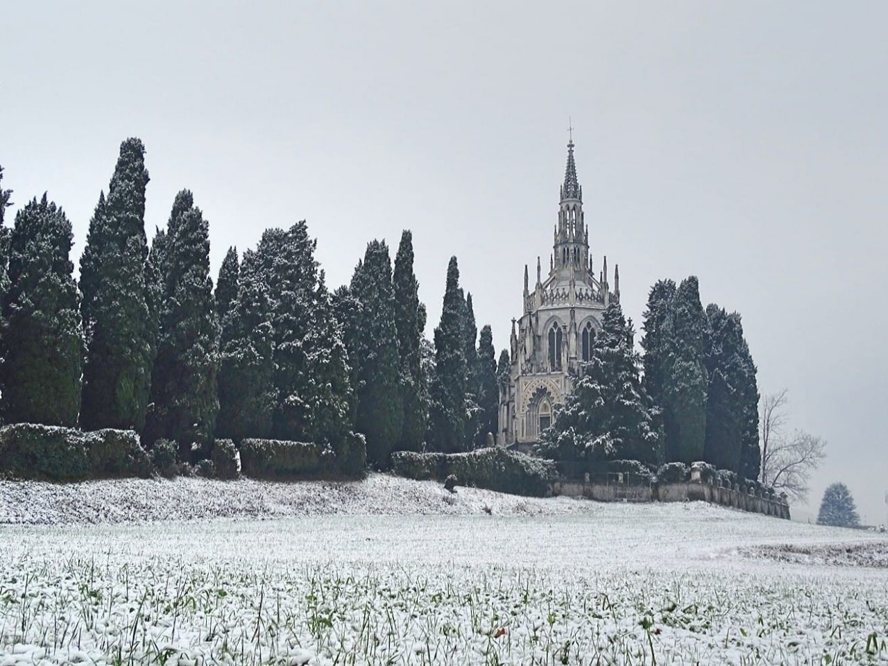 Secondo giorno di neve in Brianza FOTO
