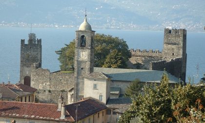 Corenno Plinio a pagamento, Dadati: "Io sto con Cassinelli"
