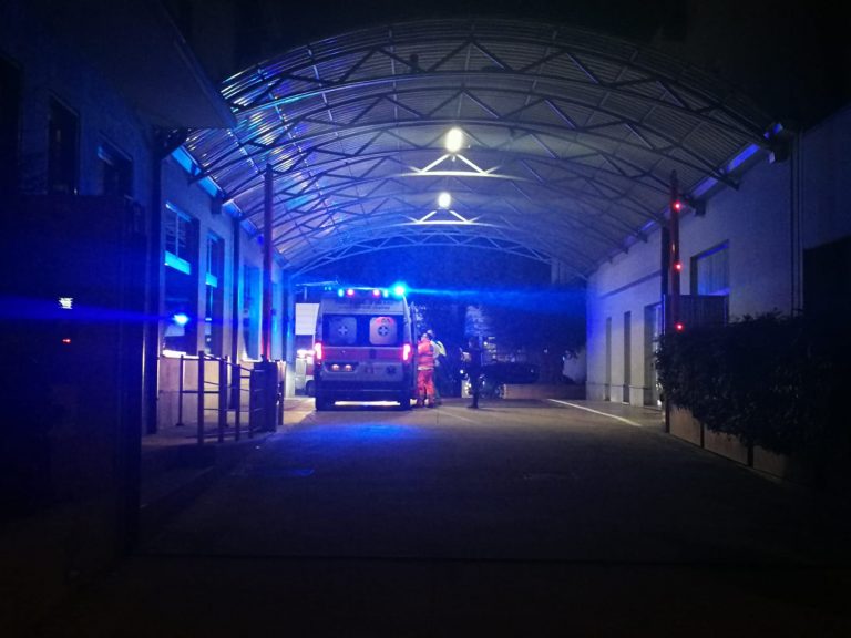 Incendio alla Limonta, soccorsi 5 dipendenti