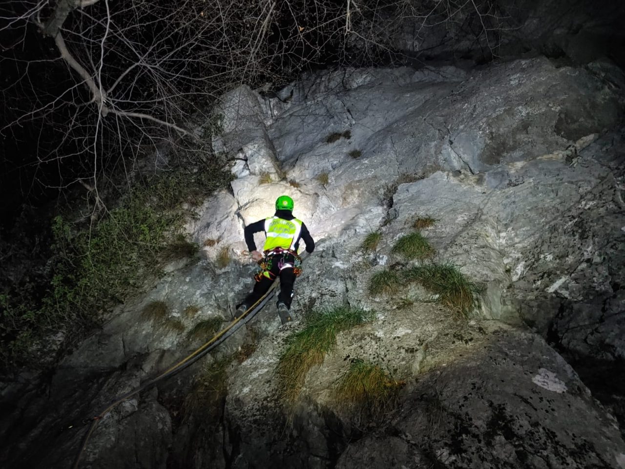 Scalatori bloccati, Soccorso Alpino in notturna allo Zucco Angelone FOTO