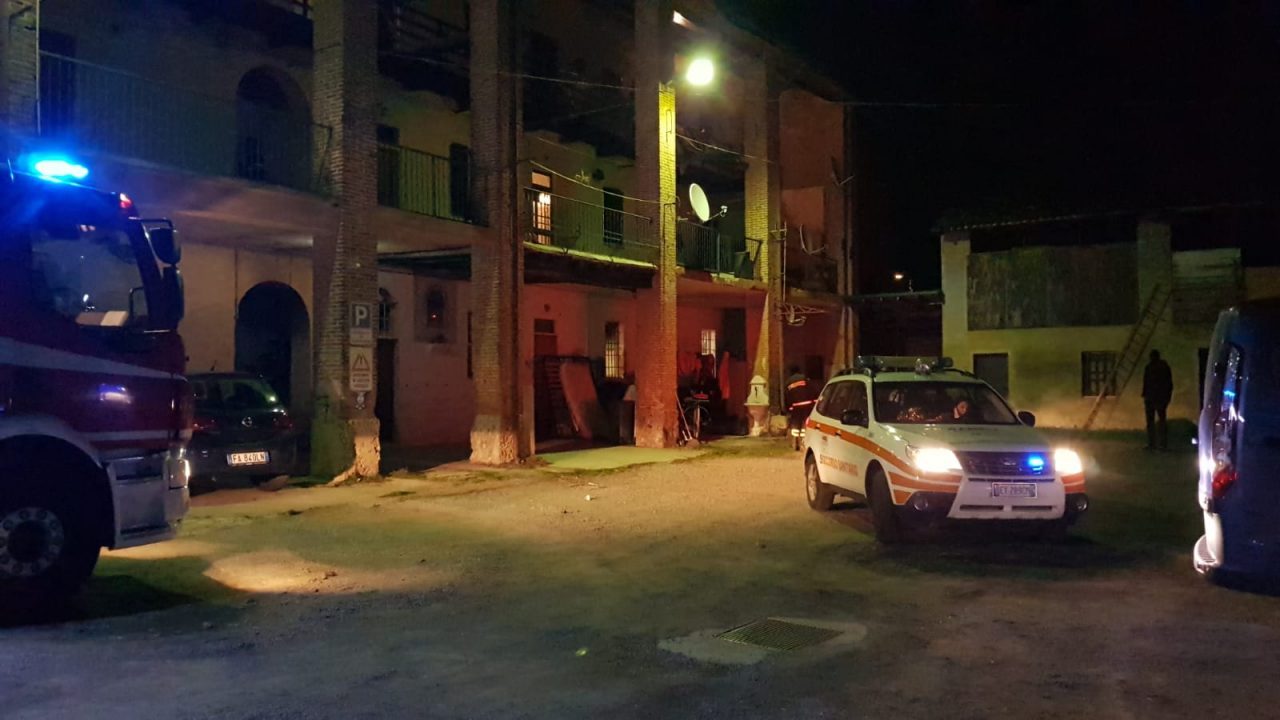 Famiglia intossicata dal monossido in Brianza: padre e madre in coma, grave un bambino