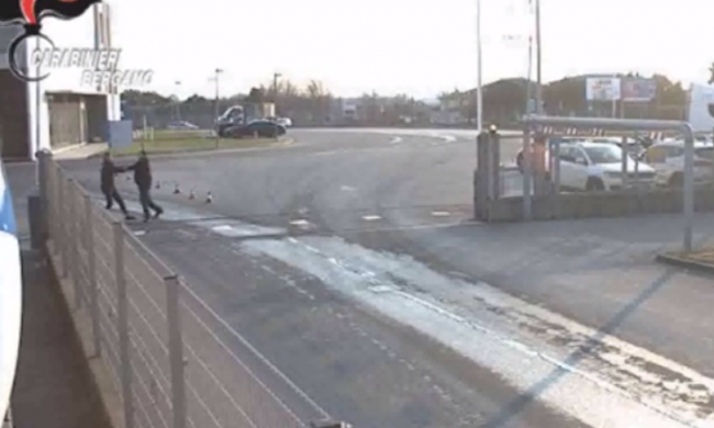 Tentato omicidio nel parcheggio, il camionista resta in carcere VIDEO