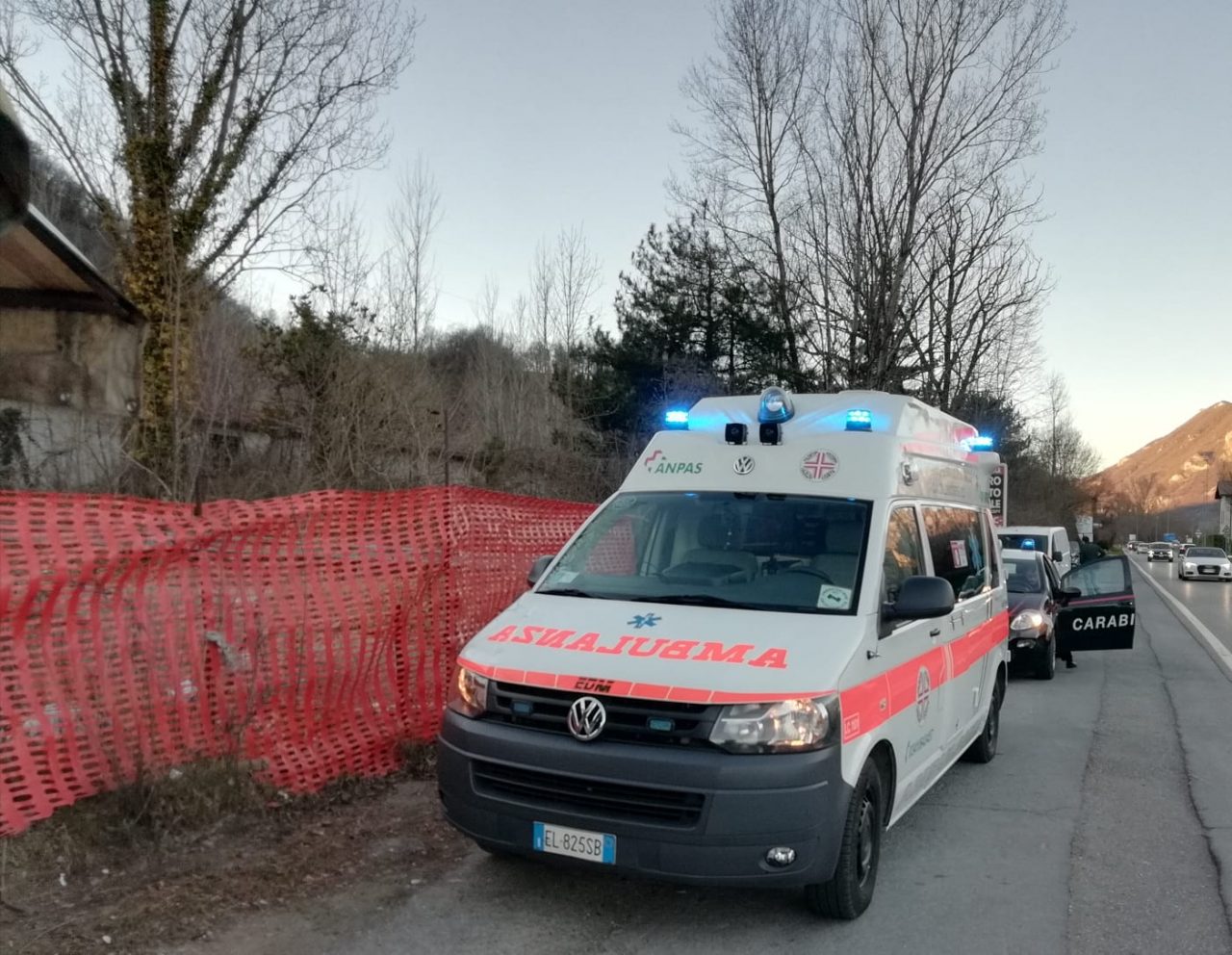 Si perde nei boschi, anziano soccorso da sanitari e Carabinieri FOTO