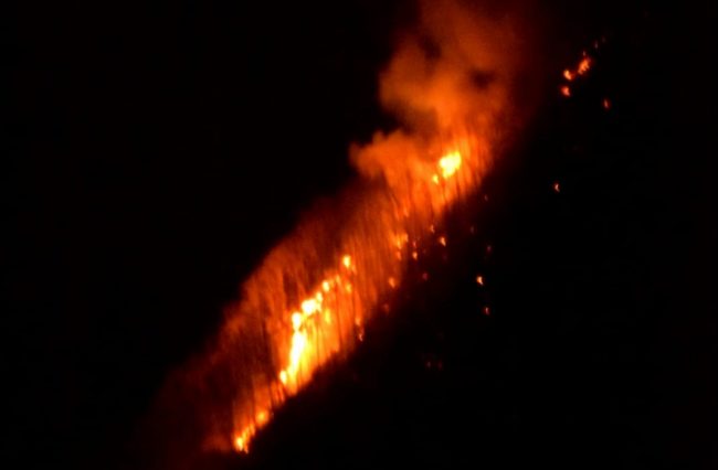 Tre incendi boschivi nel Lecchese