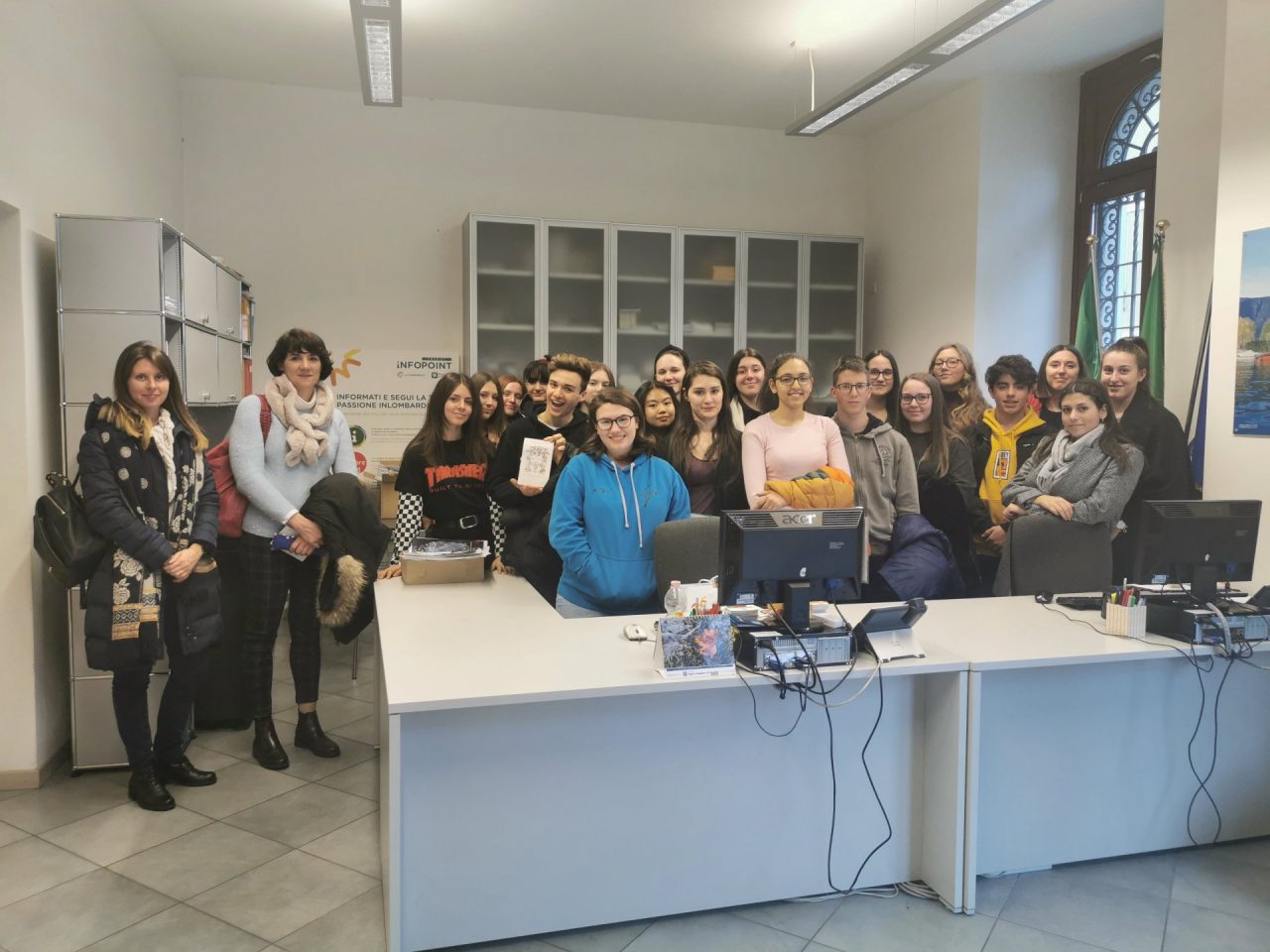 L’Istituto Marco Polo di Colico in visita all’Infopoint di Lecco