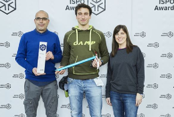 E’ made in Premana la picozza più leggera al mondo