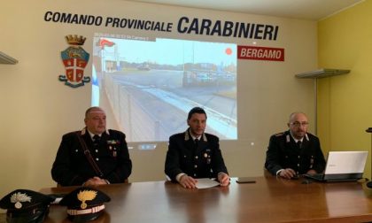 Tentato omicidio: camionisti litigano e parte una coltellata IL VIDEO DELL'AGGRESSIONE