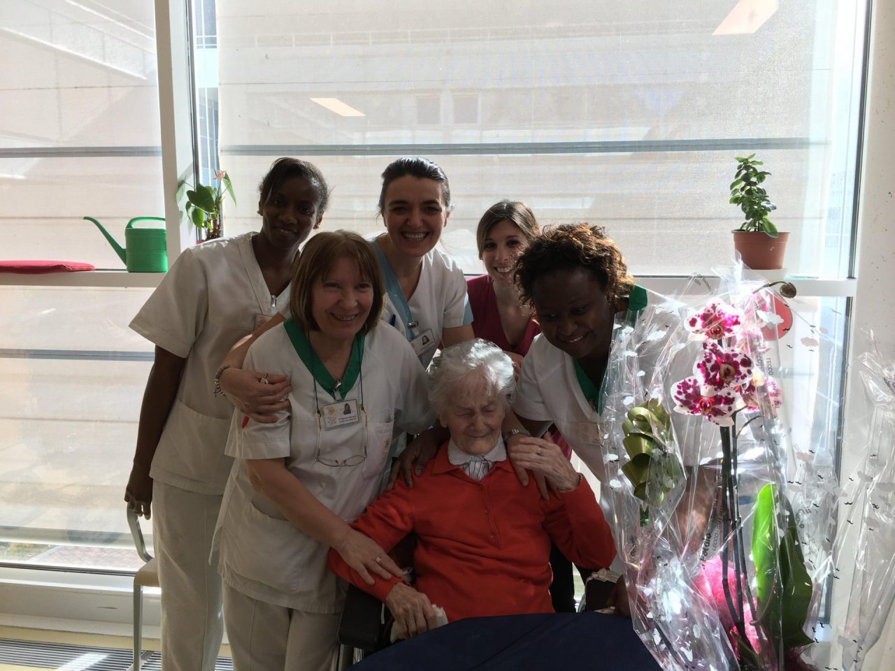 106 candeline per nonna Linda: auguri! FOTO