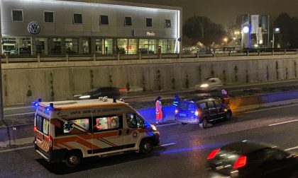 Perde il controllo dell’auto e si schianta contro il guard rail in Statale 36 FOTO